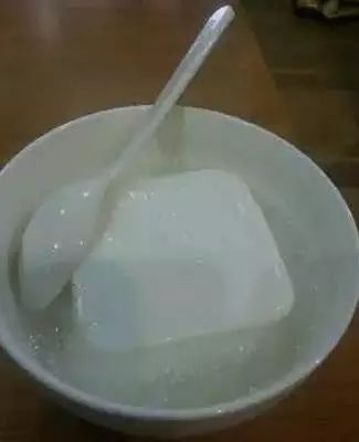 我要吃冷饮!上海人记忆中的36款冷饮,你还记得几个?(图6) 我要吃冷饮!上海人记忆中的36款冷饮,你还记得几个?(6)