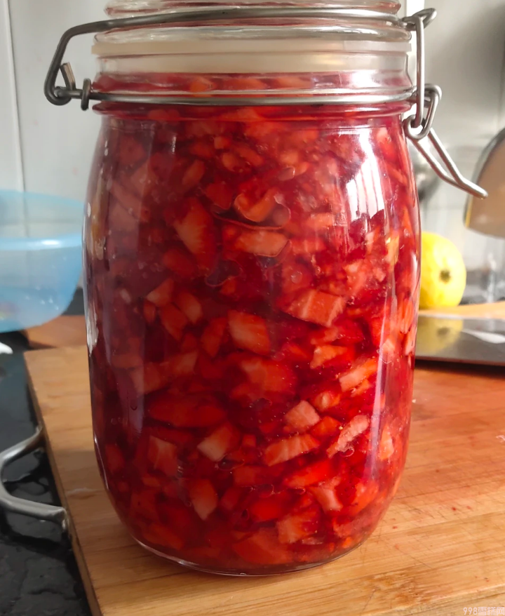 圣代杯冰淇淋怎么做好吃（香香甜甜入口化自制方法在这里）(3)