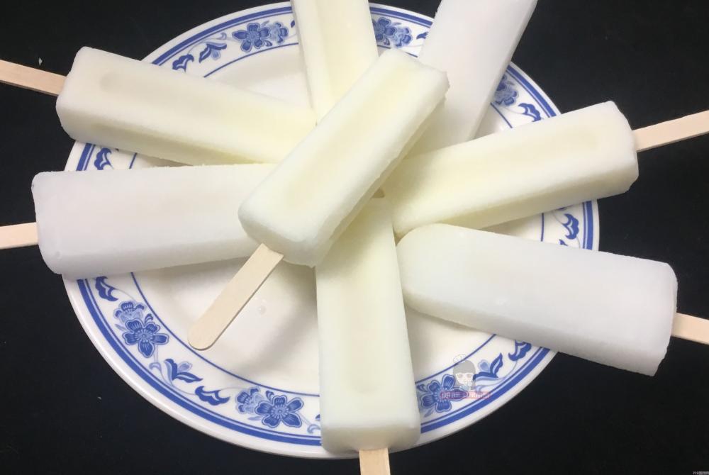 老冰棍的做法和配料(童年味道你也可以自己制作)(1) 老冰棍的做法和配料(童年味道你也可以自己制作)(1)