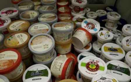 冰淇淋保质期多久（解读陈年冰淇淋还能吃吗）(1)