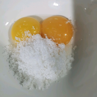 蒙牛冰淇淋制作过程（分享最详细的自制冰激凌的做法）(2)