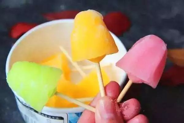 三色杯雪糕卖多少钱（小时候最爱的5种雪糕）(3)