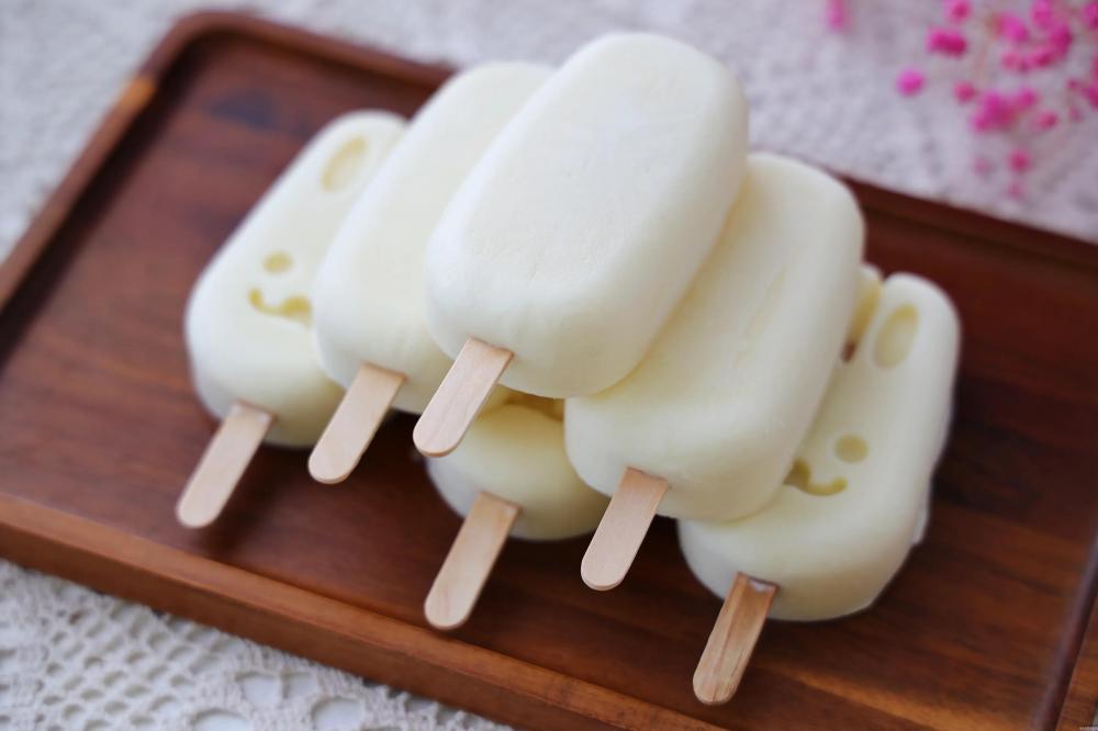 自制雪糕的家常做法(0添加,方法超简单)(1) 自制雪糕的家常做法(0添加,方法超简单)(1)