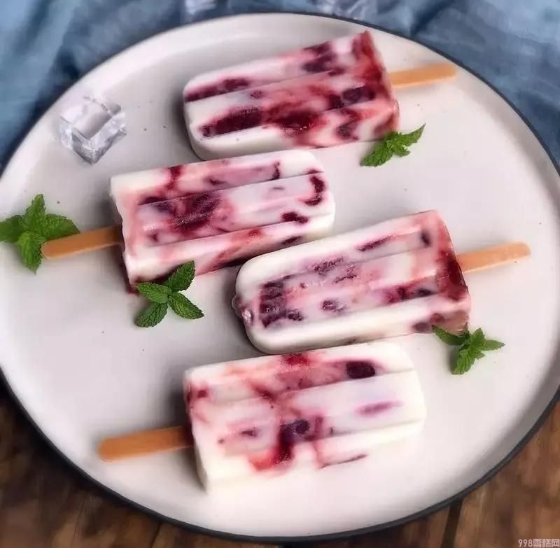夏天的雪糕怎么做(必须收藏的6种自制雪糕)(6) 夏天的雪糕怎么做(必须收藏的6种自制雪糕)(6)
