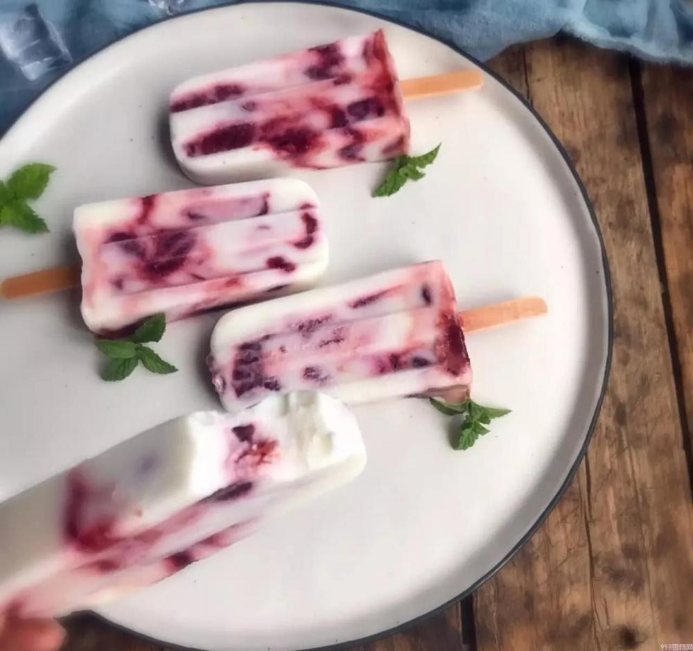 夏天的雪糕怎么做(必须收藏的6种自制雪糕)(7) 夏天的雪糕怎么做(必须收藏的6种自制雪糕)(7)