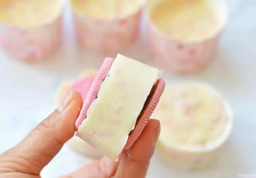 夏天的雪糕怎么做(必须收藏的6种自制雪糕)(8) 夏天的雪糕怎么做(必须收藏的6种自制雪糕)(8)