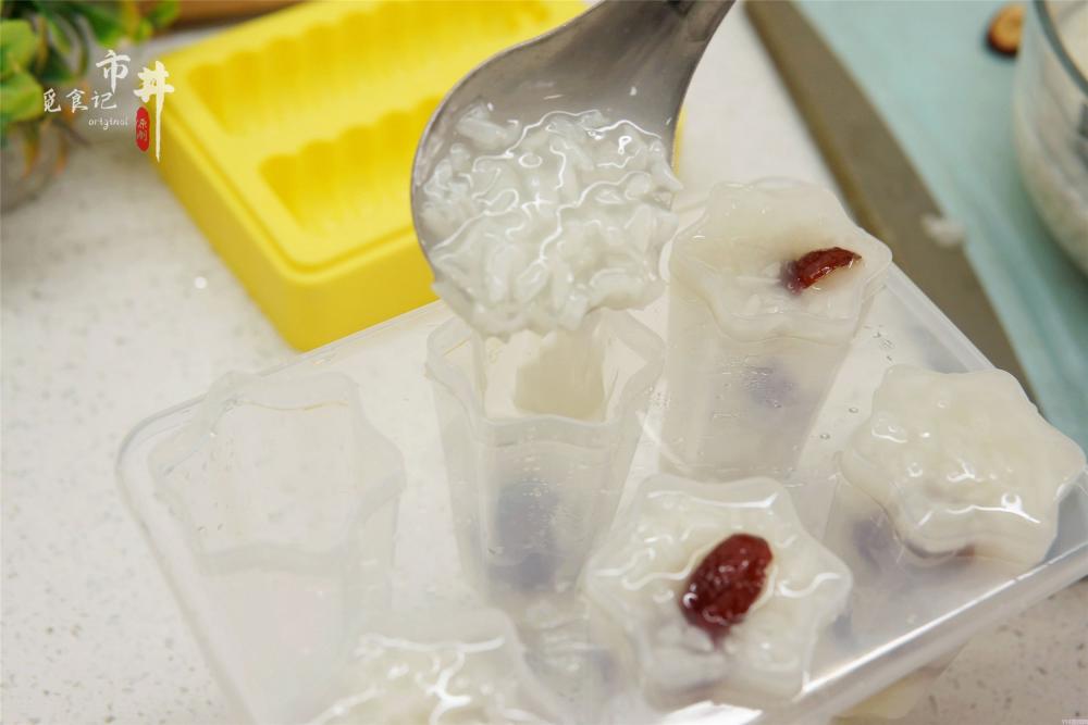 80后雪糕的家常做法(介绍童年超爱吃的老式糯米雪糕做法)(8) 80后雪糕的家常做法(介绍童年超爱吃的老式糯米雪糕做法)(8)