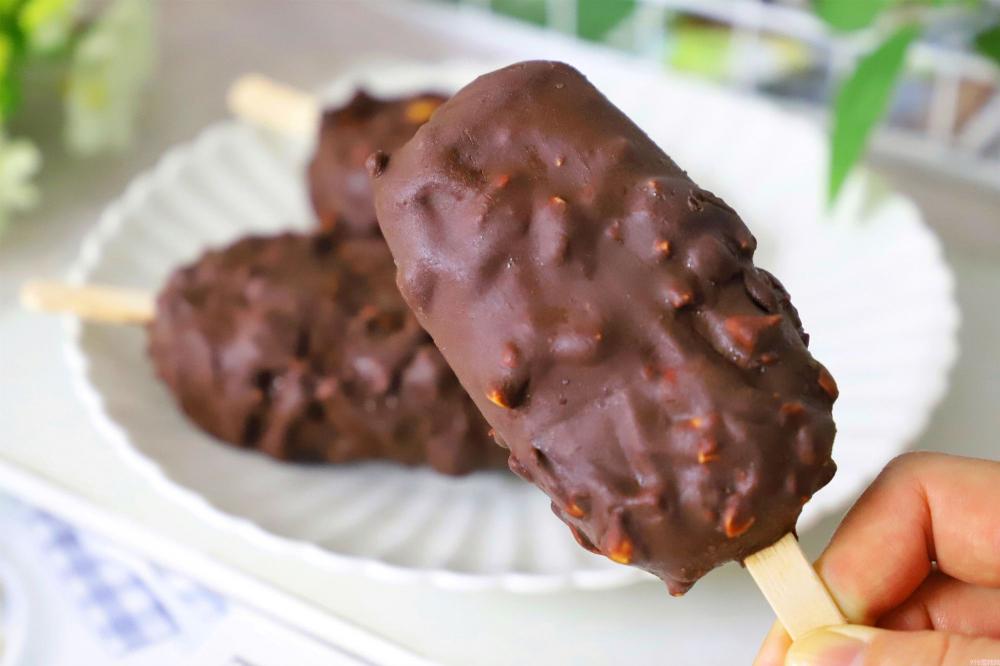 夏日雪糕做法（分享夏天雪糕不用买教你在家做）(1)