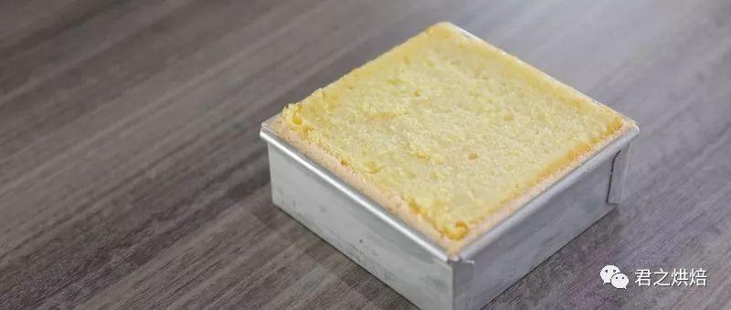 冰淇淋蛋糕的制作流程（家庭简易慕斯蛋糕简单又好吃做法）(17)