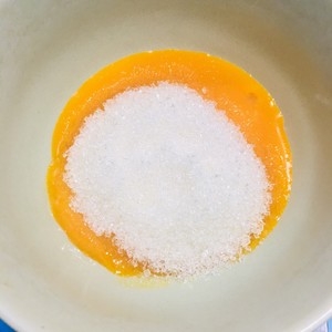 简易版哈根达斯雪糕做法（冰淇淋的做法分享）