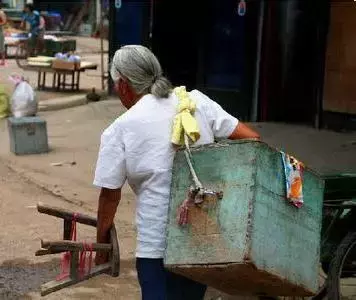 棒冰,从来都是夏天的标配。你那里有哪些呢(图1) 棒冰,从来都是夏天的标配。你那里有哪些呢(1)