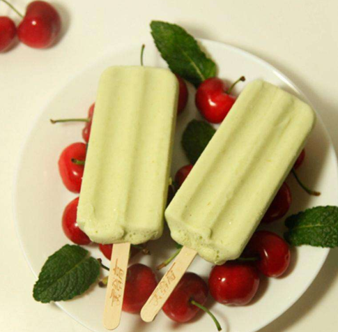 非常相似的两个品牌，伊利和蒙牛谁才是山寨？哪个更好?(1)