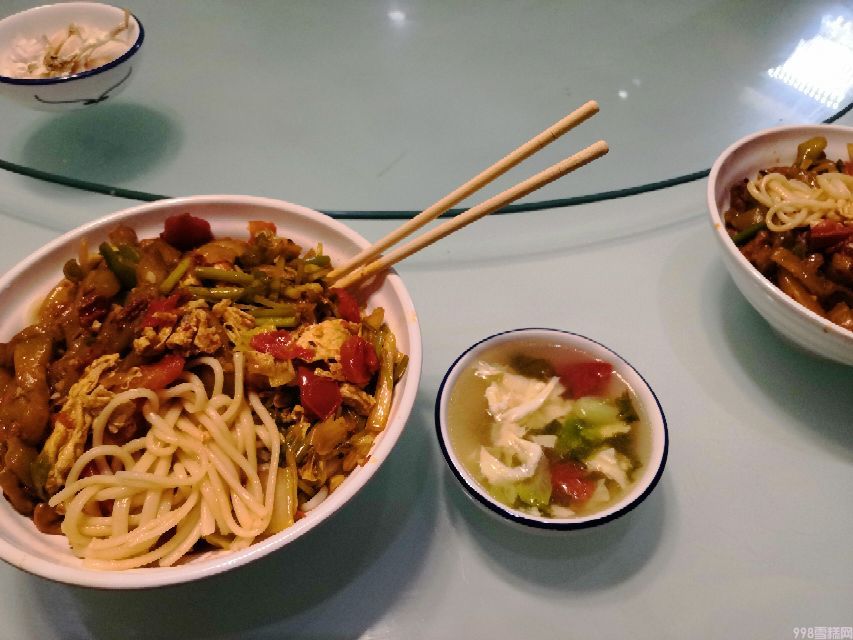 女售货员与老公的对话，善良真好，快乐真美(1)