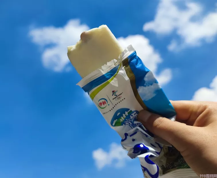90年代的东北小孩,一年四季起早贪黑都在干嘛?啃雪糕?(图11) 90年代的东北小孩,一年四季起早贪黑都在干嘛?啃雪糕?(11)